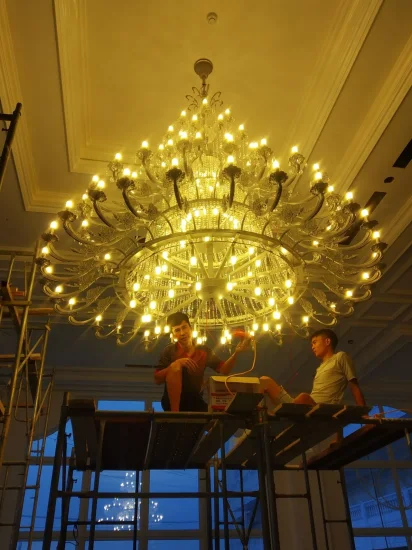 Lampadario di cristallo K9 moderno di lusso europeo della candela per l'illuminazione interna della decorazione dell'hotel del ristorante del salone della casa